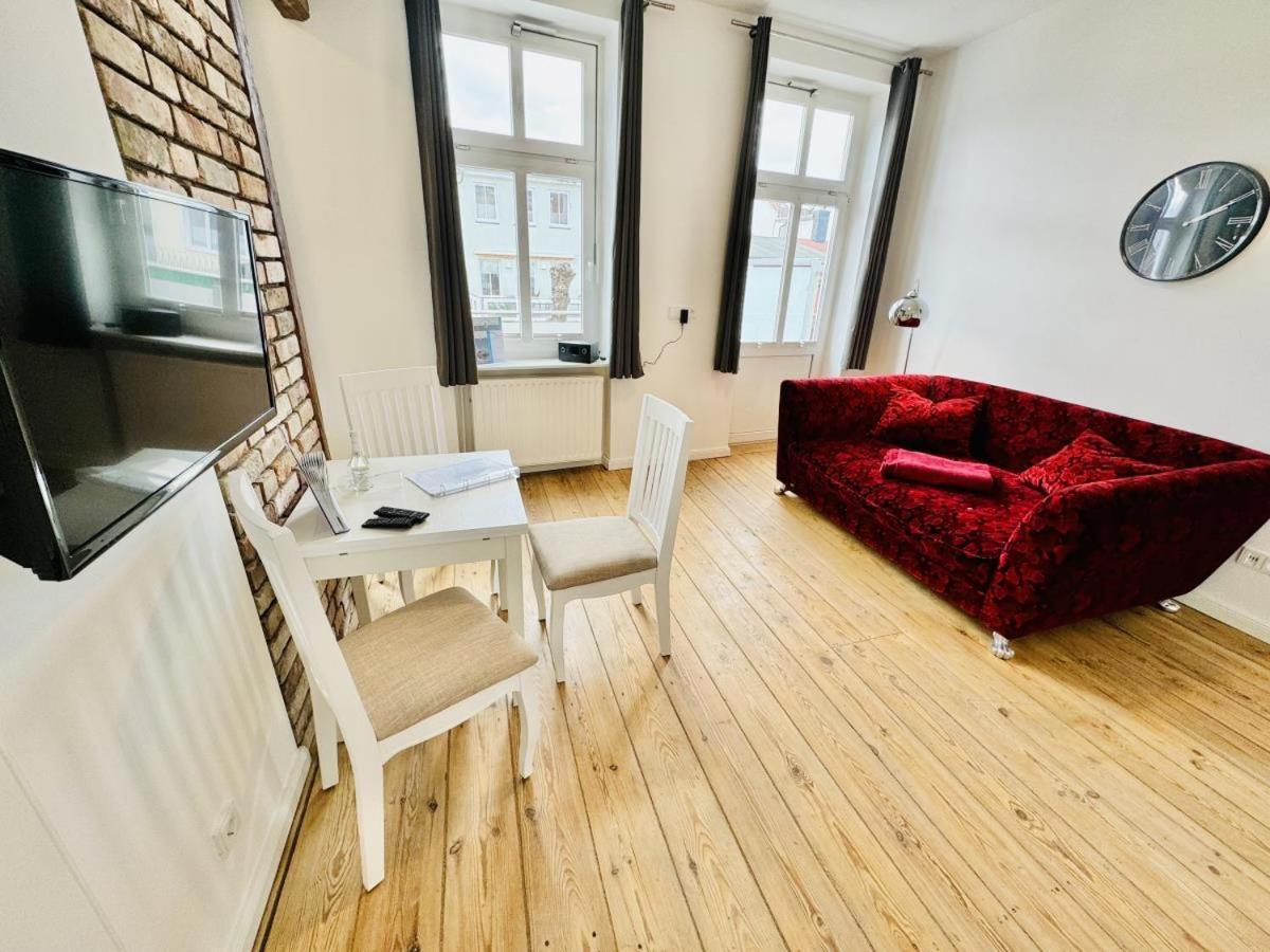 רוסטוק Ferienwohnung Seeterrasse מראה חיצוני תמונה