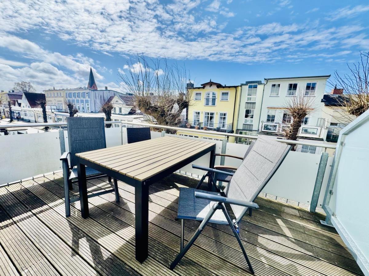 רוסטוק Ferienwohnung Seeterrasse מראה חיצוני תמונה